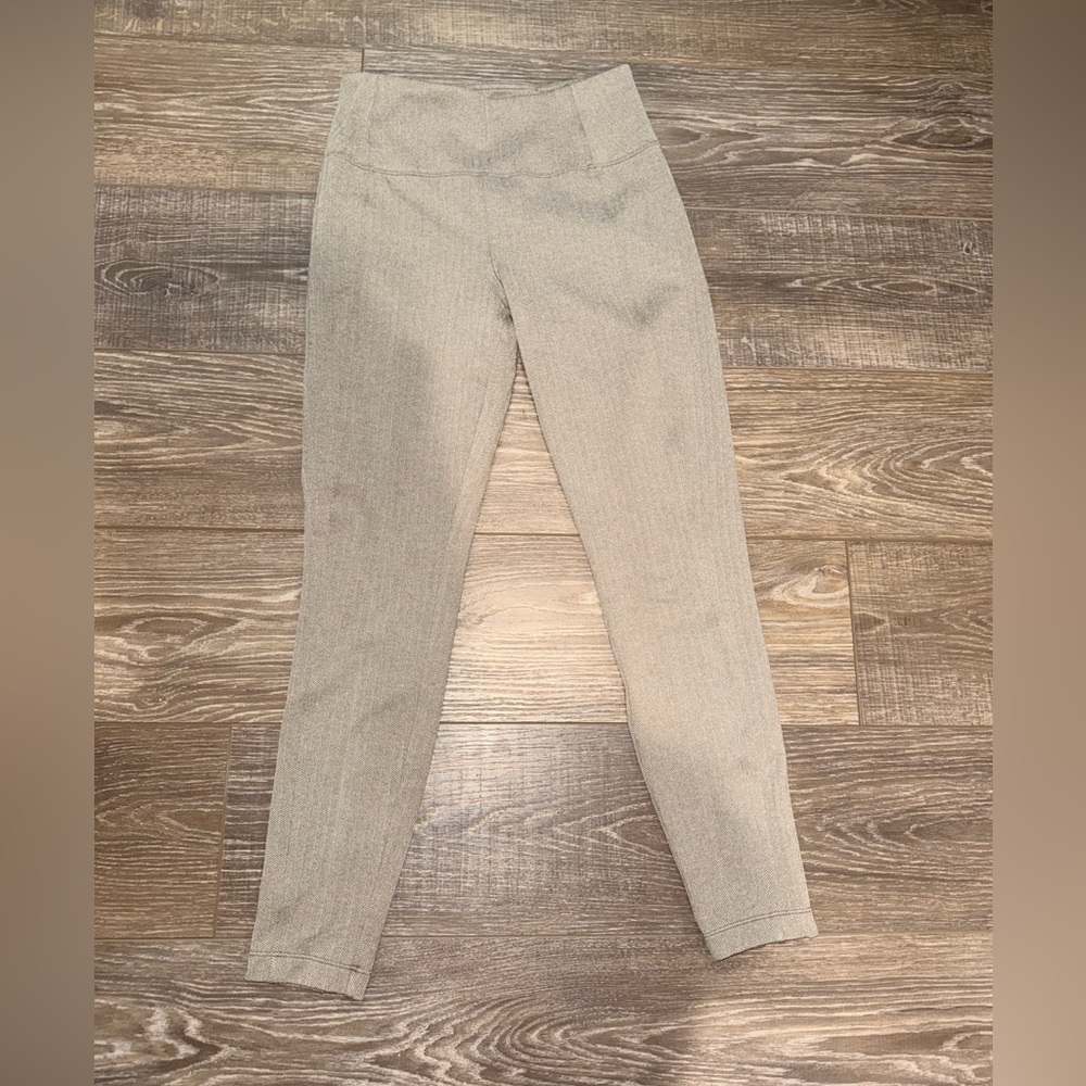 GUC Athleta Delancy Herringbone Tight Legging Taupe Tan Size Small - Picture 4 of 8